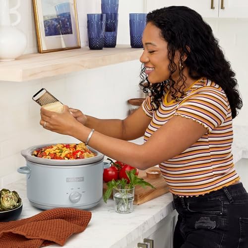 4.5 Quart Manual Slow Cooker – Macaroon Blue - Curated Catalog A2